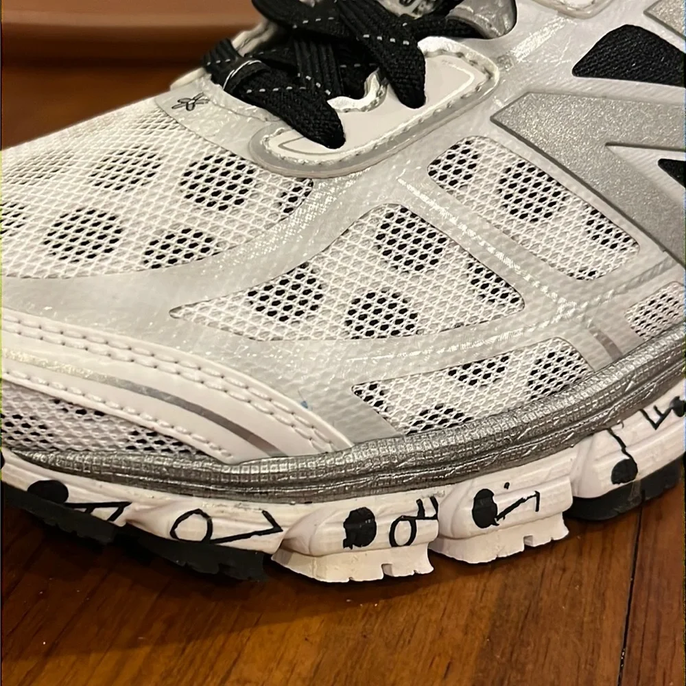 New Balance 860 W860DIS5 Minnie Mouse Run Disney Shoes Sneakers Women’s 5 D Wide